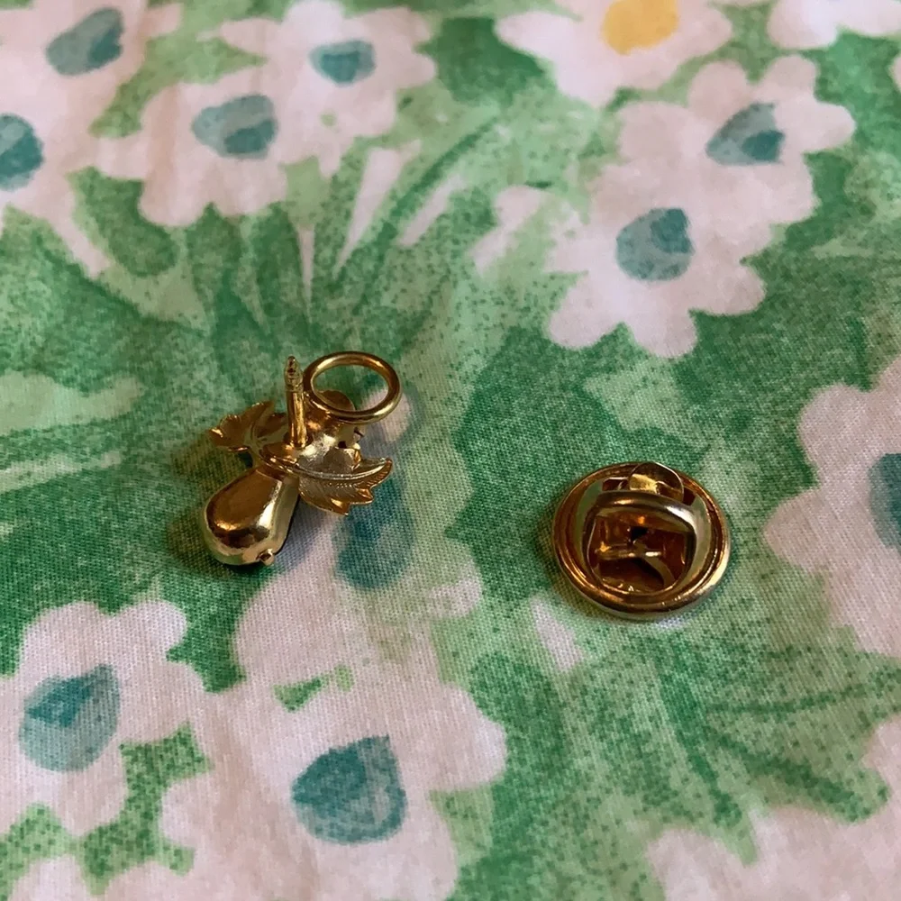 Angel Pin - Picture 2 of 2